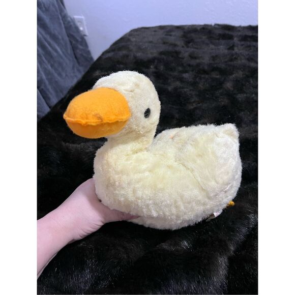 Vintage Douglas Cuddle Toys Plush Yellow Duck Toy  10" - Picture 1 of 5